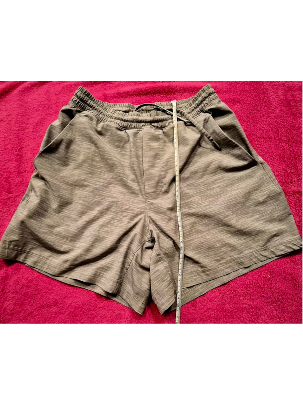 Men's Lululemon Athletic Shorts Size small